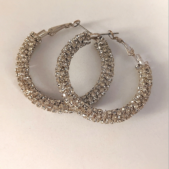 Crystal encrusted hoop earrings - Picture 1 of 3